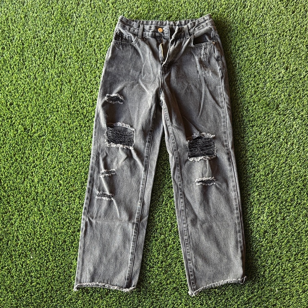 Women’s Distressed Black Washed Jeans